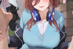 813-nakano-miku-ichika-FFM154